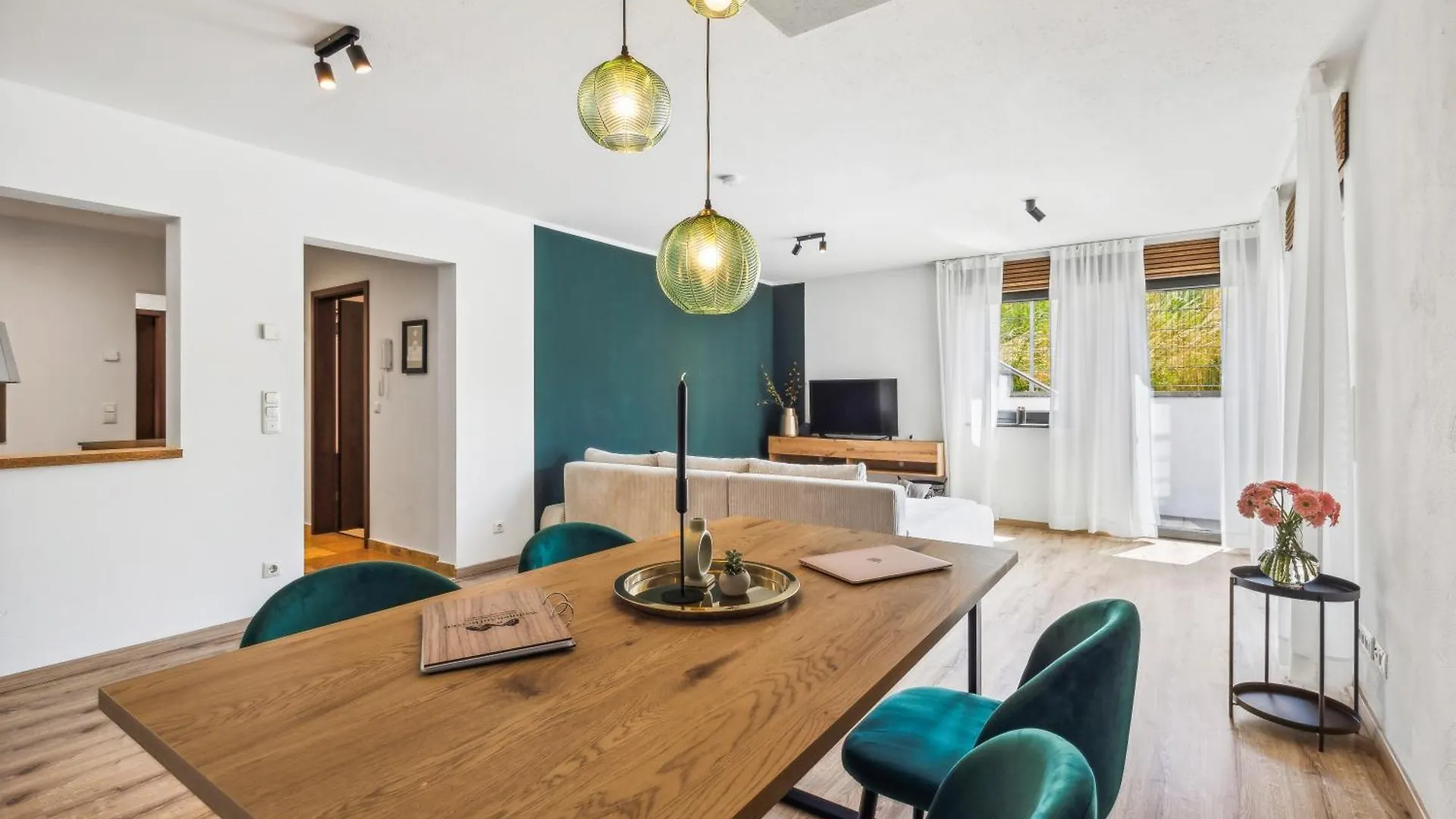 Max & Moritz Wohlfuehlhaus Mit Terrasse, Parkplatz Apartment Coburg